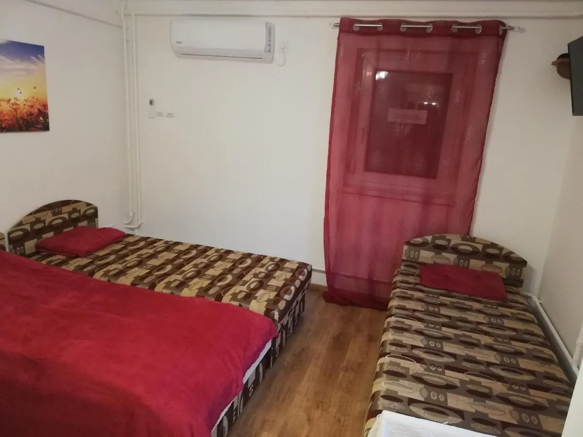Apartment Oeroekzoeld Apartman Szeged